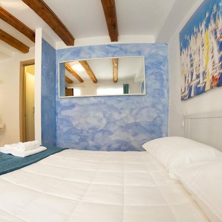 Piazza Grande City Residence Triest Zimmer foto