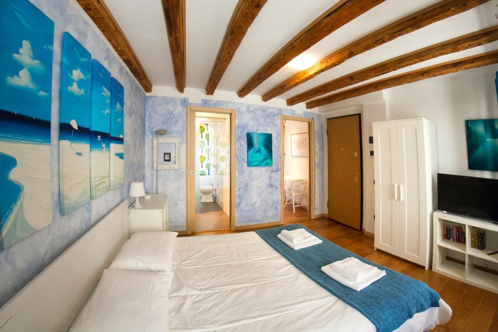 Piazza Grande City Residence Triest Zimmer foto